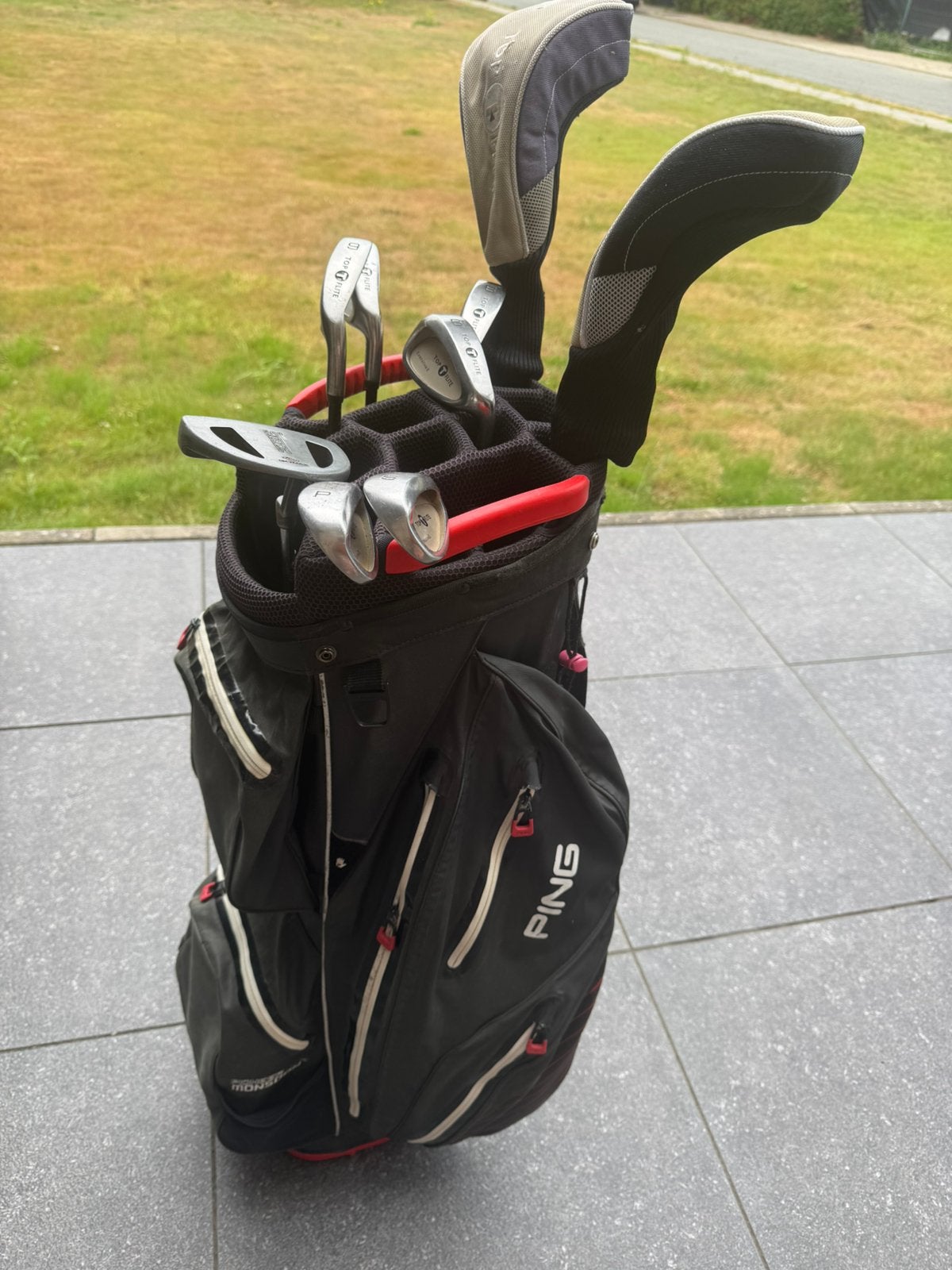 Complete golfset in een tas, Sport en Fitness, Golf, Ophalen, Gebruikt, Tas, Ping