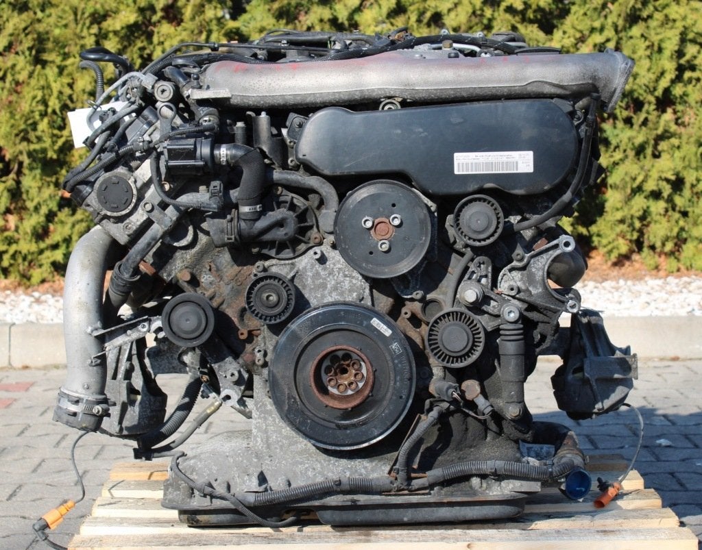 Moteur CGKA Complet A5 A4 AUDI, Autos : Pièces & Accessoires, Envoi, Utilisé, Daihatsu