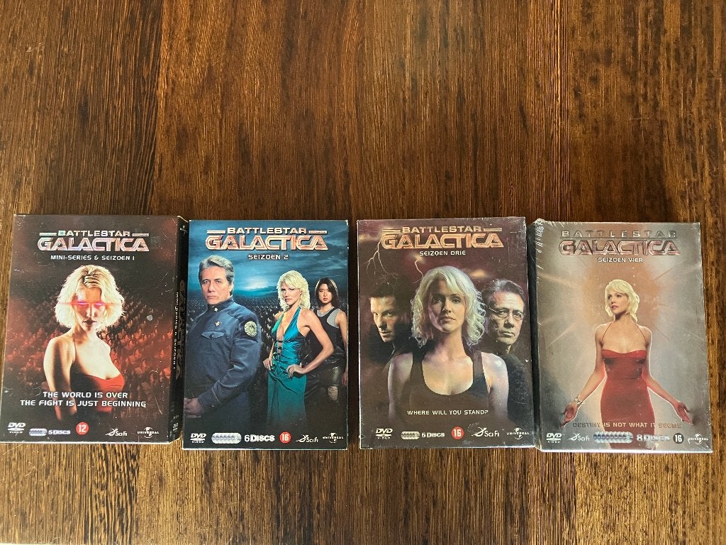 Galactica DVD'S, Cd's en Dvd's, Dvd's | Tv en Series, Boxset, Science Fiction en Fantasy, Ophalen of Verzenden, Zo goed als nieuw