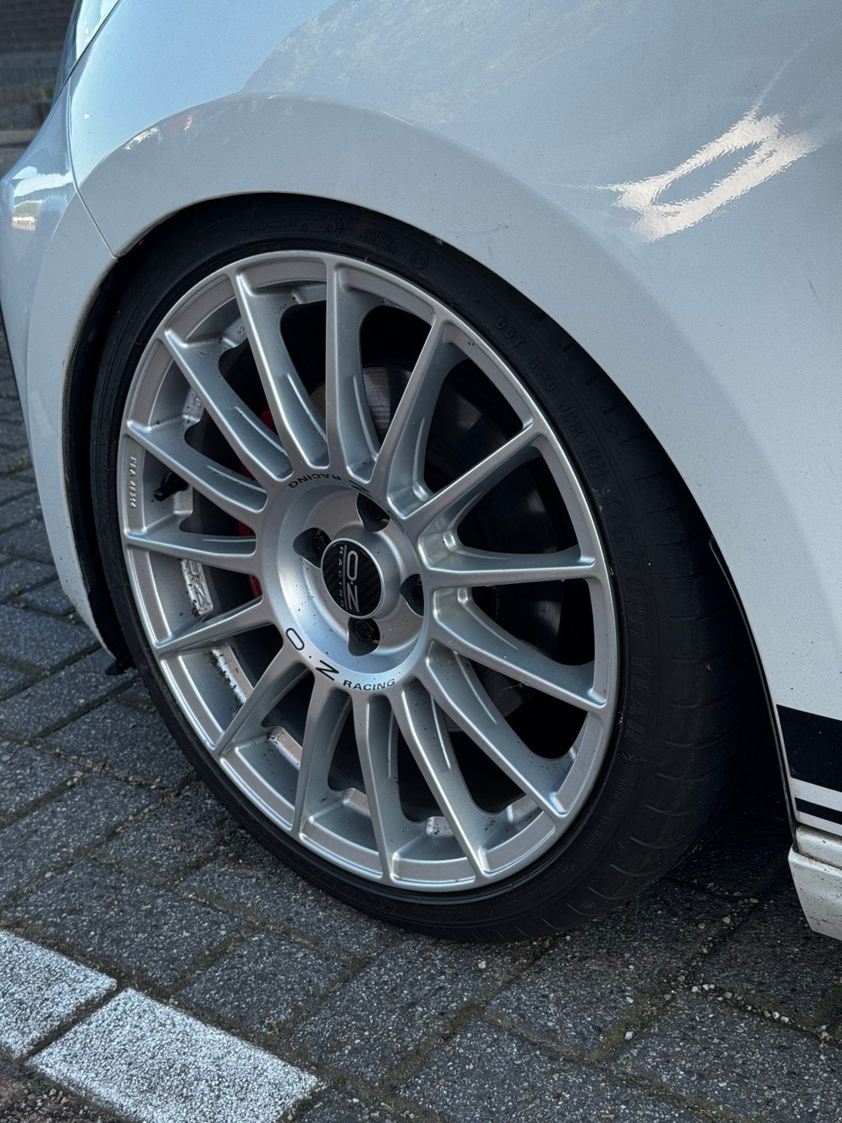 OZ Superturismo LM 17” 4x100, Autos : Pièces & Accessoires, Pneus & Jantes, Pneus et Jantes, Pneus été, 17 pouces, 195 mm, Véhicule de tourisme