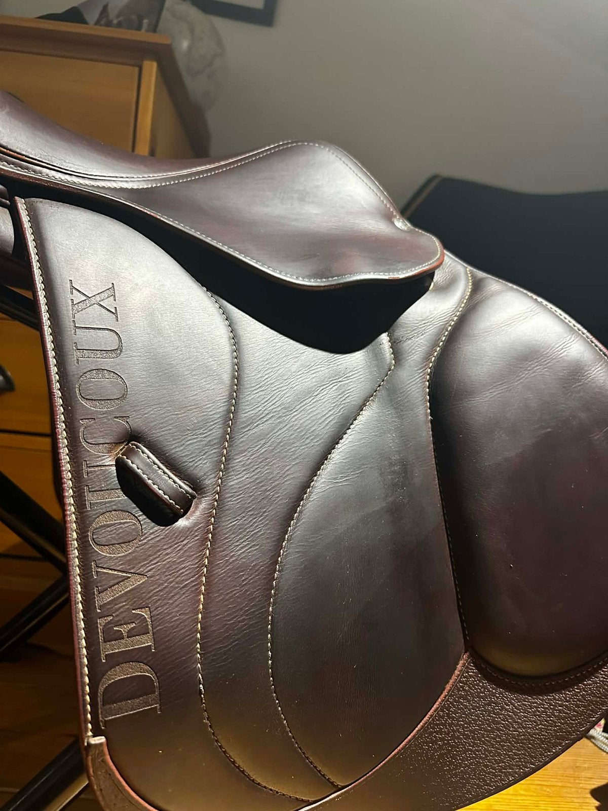 Selle devoucoux biarritz s 2022, Animaux & Accessoires, Chevaux & Poneys | Selles, Comme neuf, Enlèvement