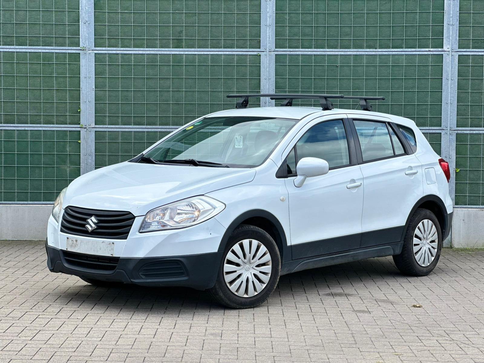 Suzuki SX4 1.6 diesel, Auto's, Suzuki, Zwart, SX4, Wit, Bedrijf