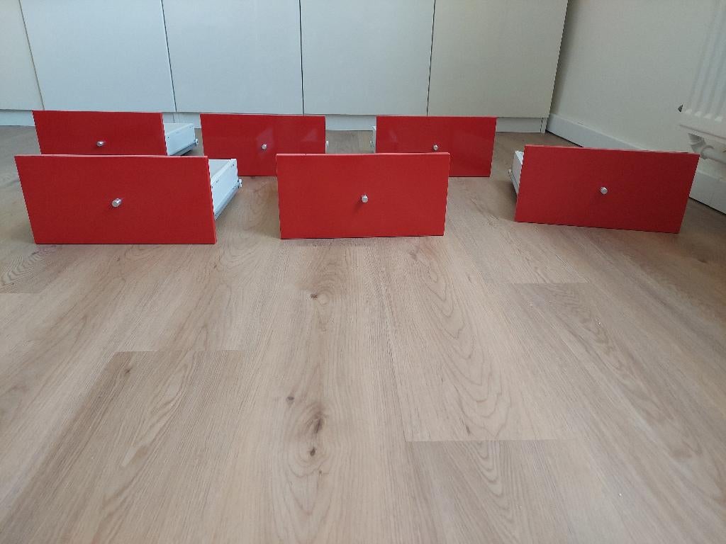 Kalax-Expedit schuiven-deurtjes rood, Ophalen, Zo goed als nieuw