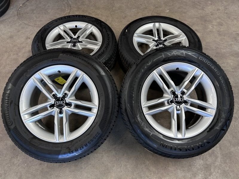 17 inch  velgen + winterbanden Audi Q5 235 65 17, Auto-onderdelen, Gebruikt, -, -, Banden en Velgen