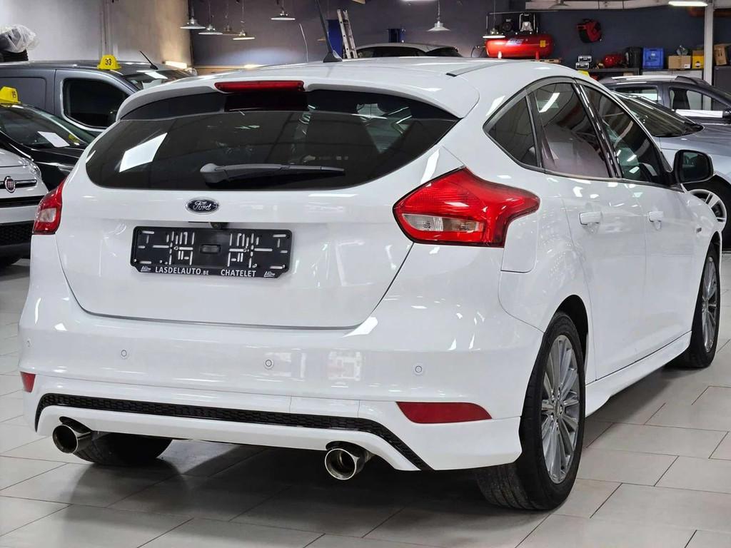 Ford Focus 1.0i EcoBoost ST Line Carplay Android Gps Blue Pa, Focus, Startonderbreker, Stof, Gebruikt