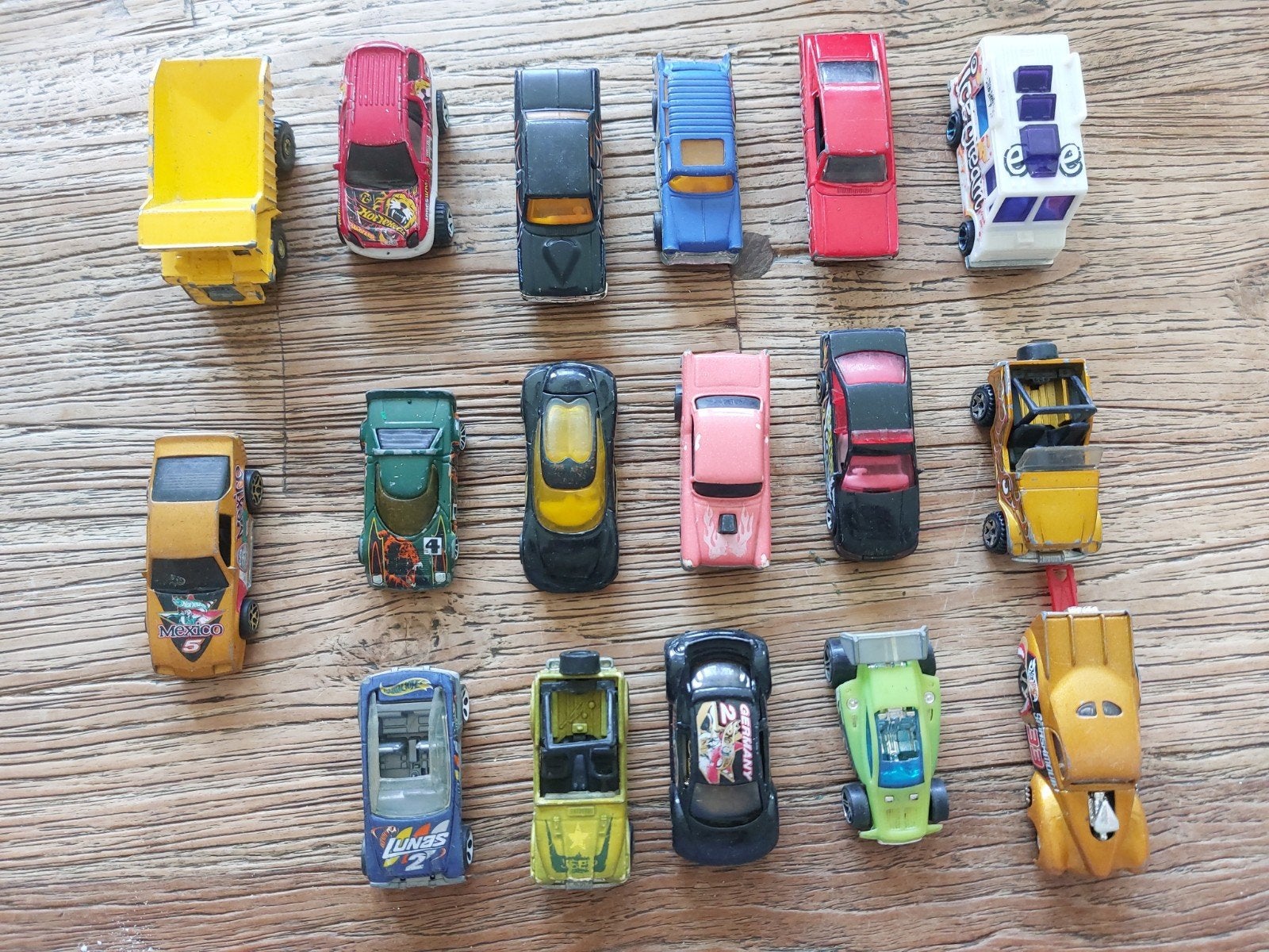 17 oude/retro Hotweels speelgoed auto's, Ophalen of Verzenden