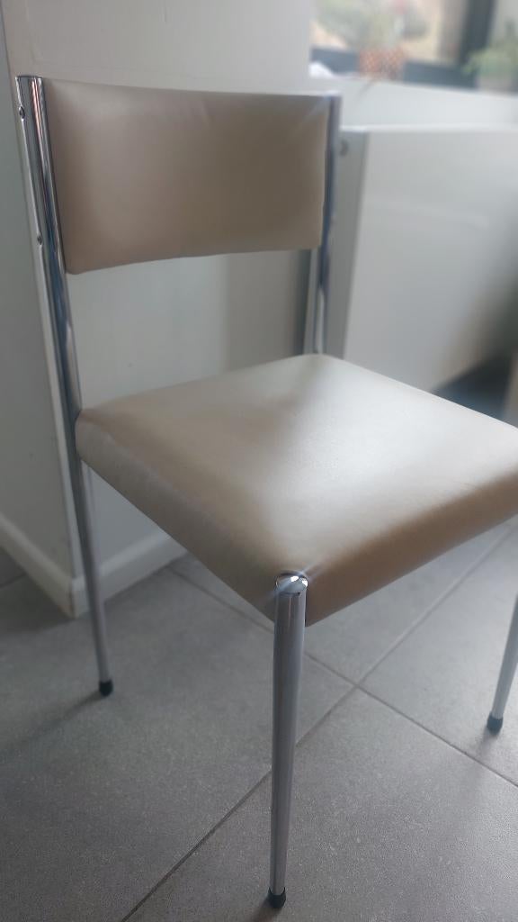 Retro stoelen, Huis en Inrichting, Stoelen, Ophalen, Gebruikt, Wit, Vier