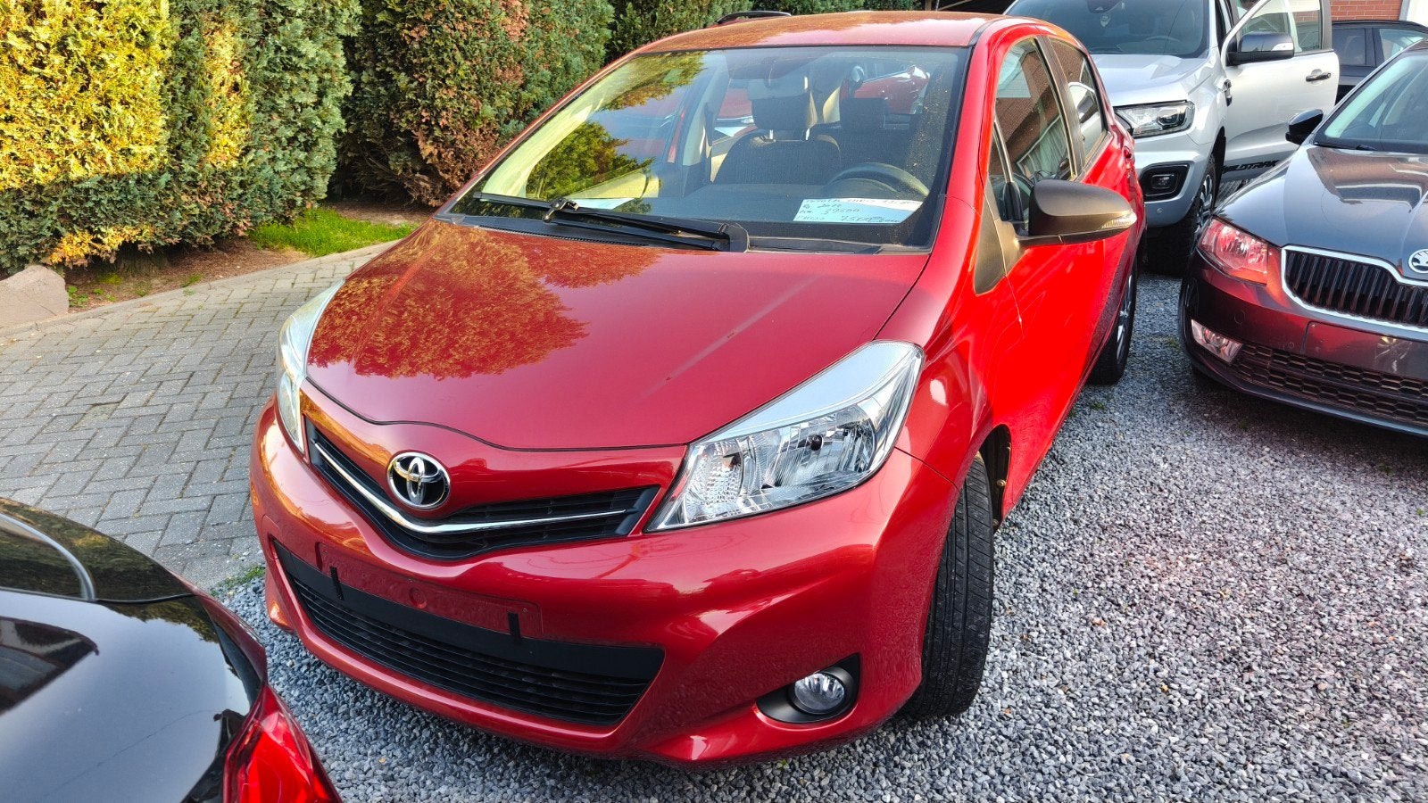 TOYOTA Yaris

Yaris 1.33i VVT-i Active, Euro 5, Zwart, 4 cilinders, Bedrijf