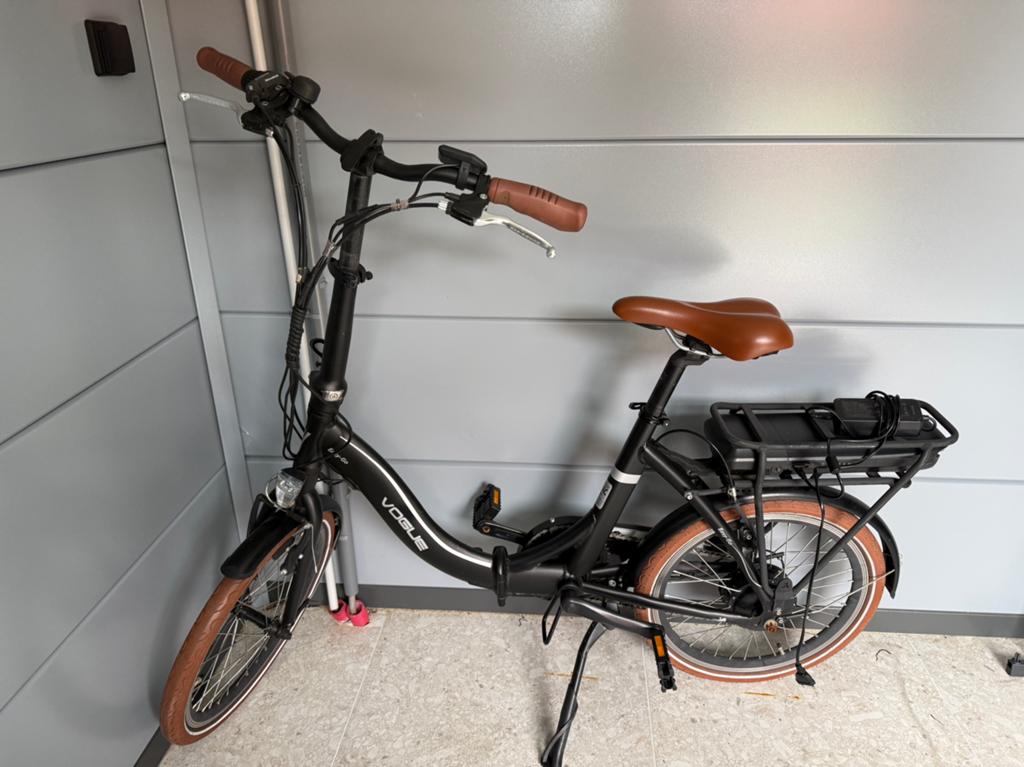Elektrische plooifiets, Fietsen en Brommers, Gebruikt, Totaal opvouwbaar, Dames, Ophalen