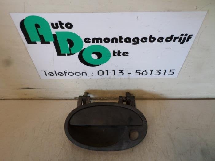 Poignée portière 2portes droite d'un Opel Combo (Combo 02-, Autos : Pièces & Accessoires, -, Opel, Utilisé, -