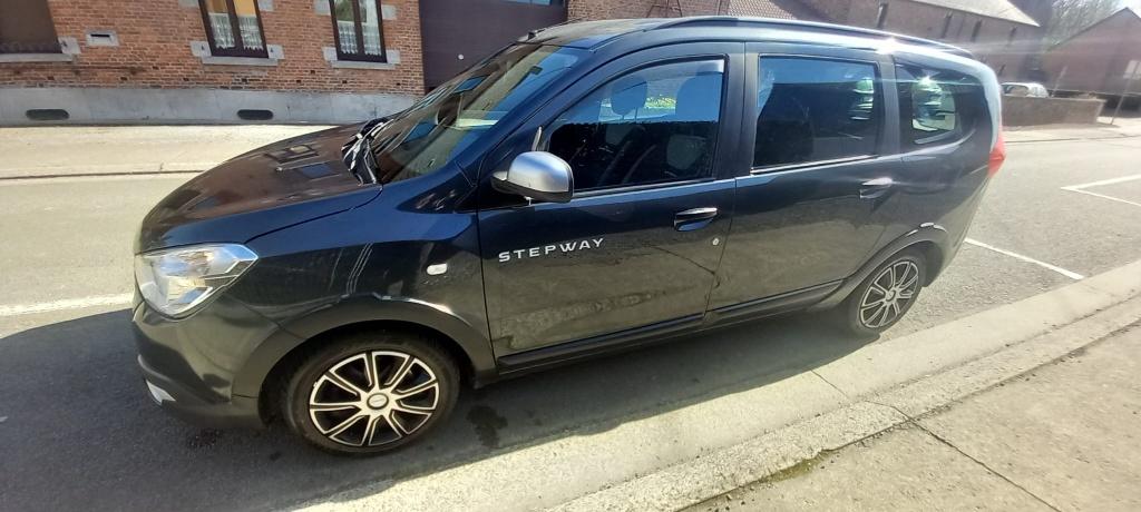 Dacia lodgy, Autos, Dacia, Particulier, Lodgy, ABS, Caméra de recul, Airbags, Air conditionné, Bluetooth, Ordinateur de bord, Verrouillage central