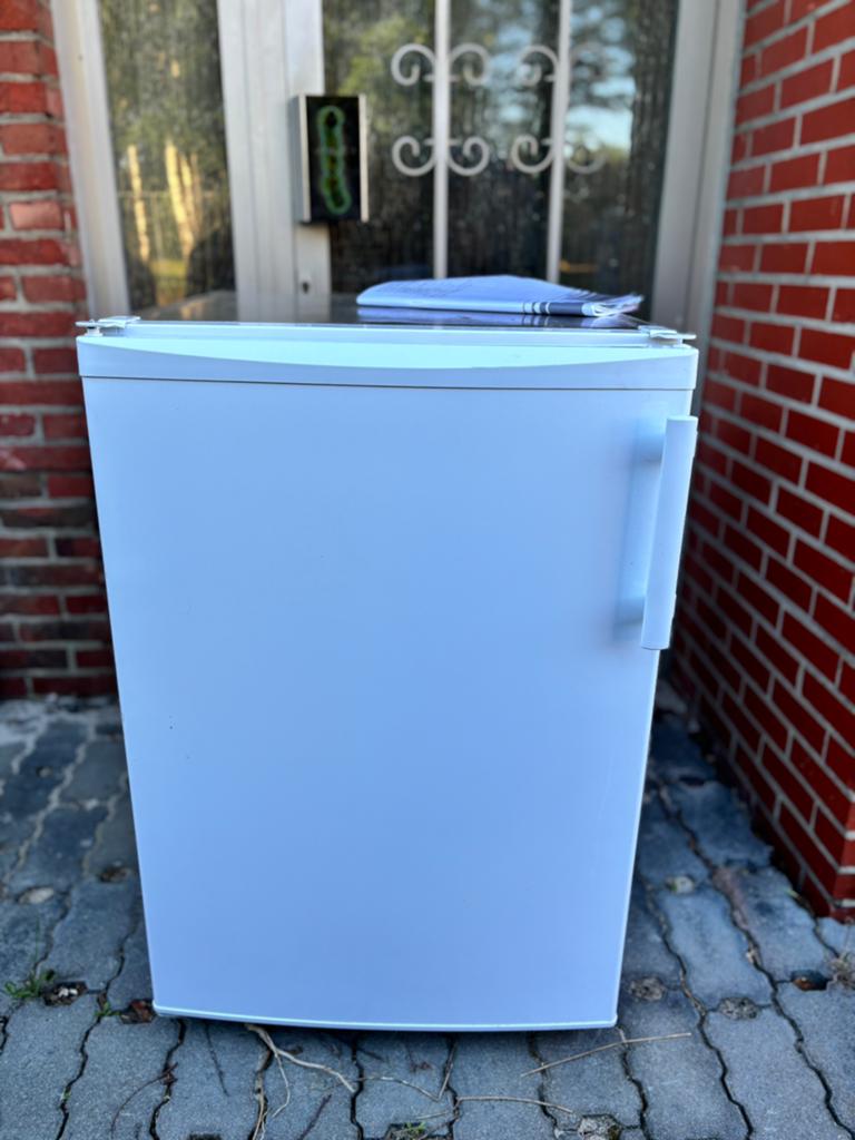 Frigo met vriesvak, Elektronische apparatuur, Vriezers en Diepvrieskisten, Ophalen, Zo goed als nieuw