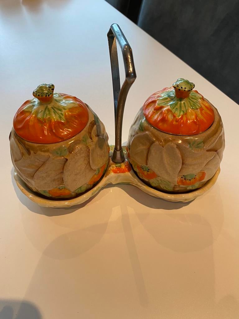 Bewley Pottery set, Ophalen