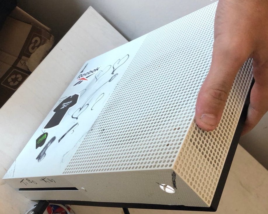 Xbox one s met controler mouseclicks en backpanels, Games en Spelcomputers, Ophalen, Zo goed als nieuw, Xbox One