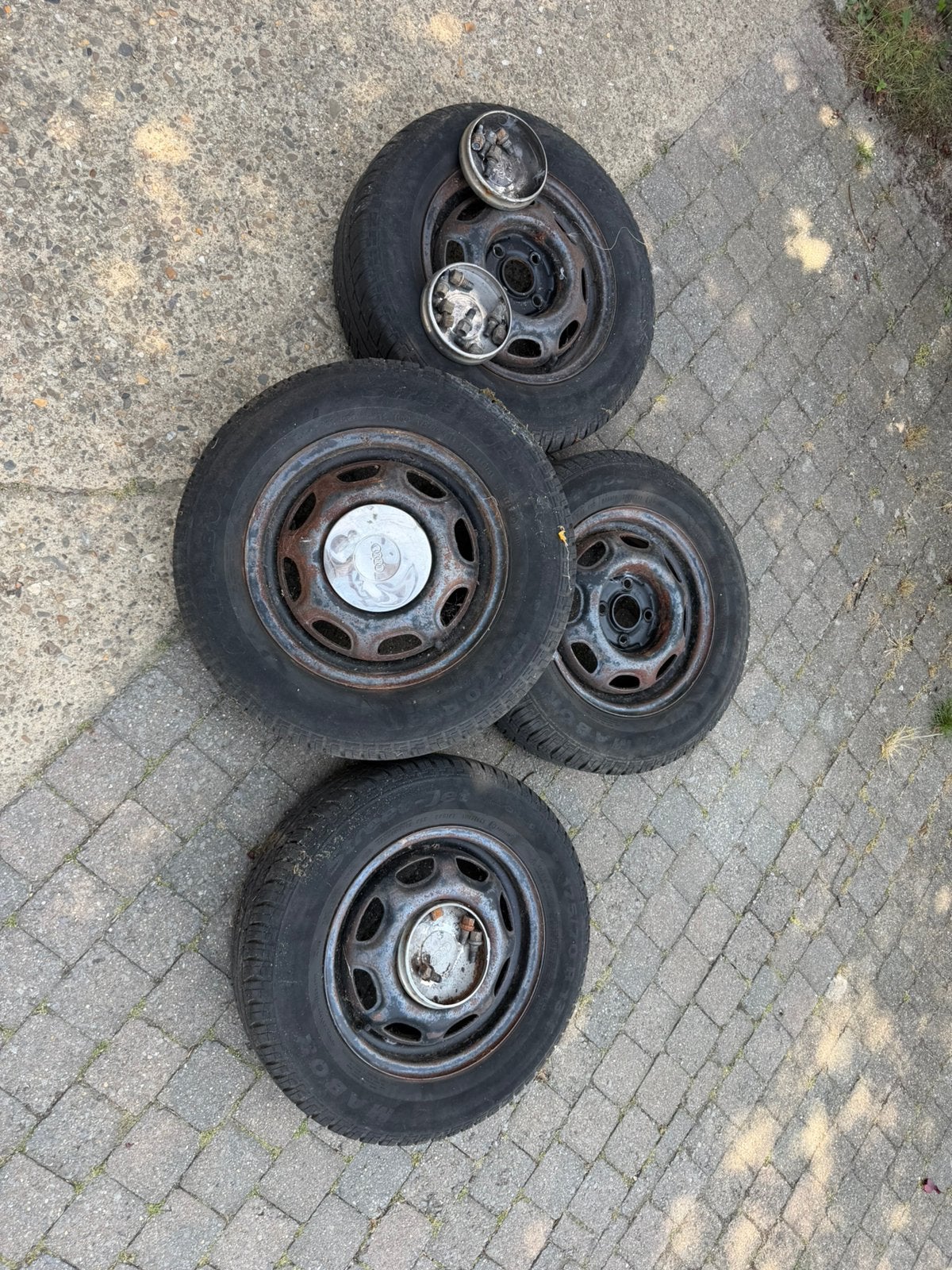 Audi velgen staal oldtimer 4x100 ORIGINEEL opmaak set, Auto-onderdelen, Banden en Velgen, Ophalen, Gebruikt