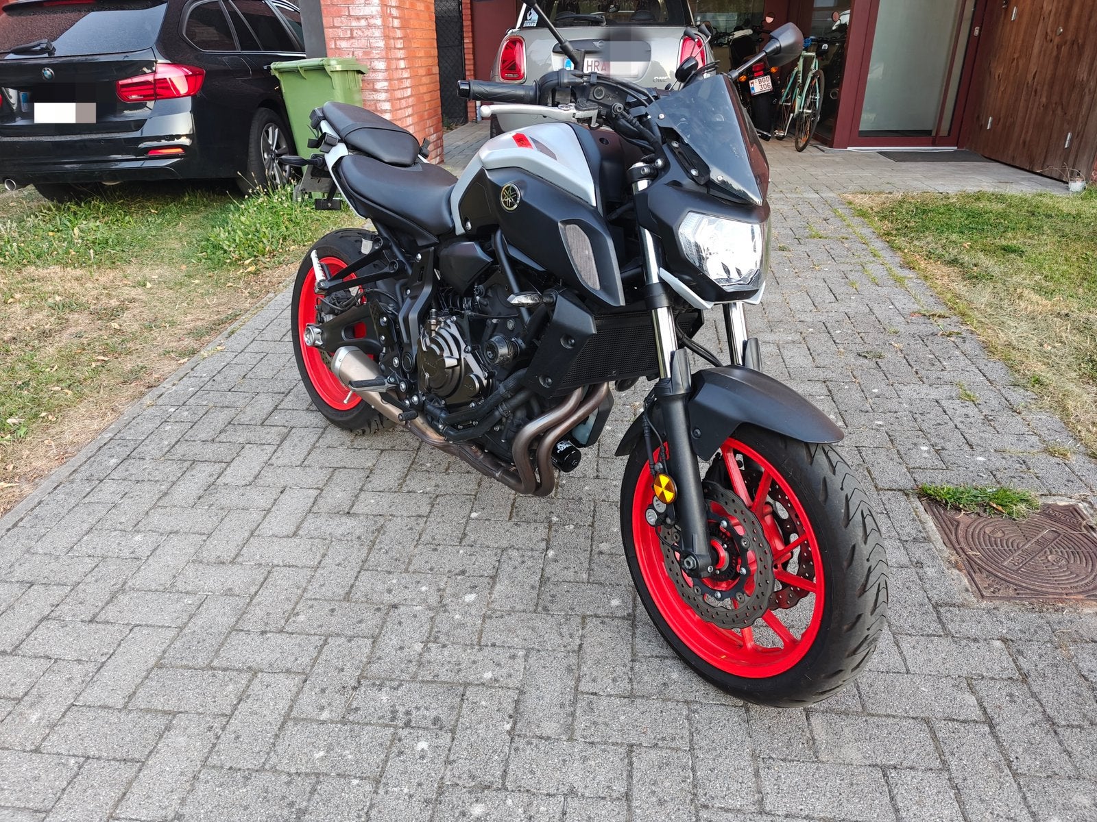 Yamaha MT07 - 2020 - 11K KM - nieuwe banden - Nieuwstaat, Permis Moto A, Occasion, Plus de 35 kW, 2 cylindres