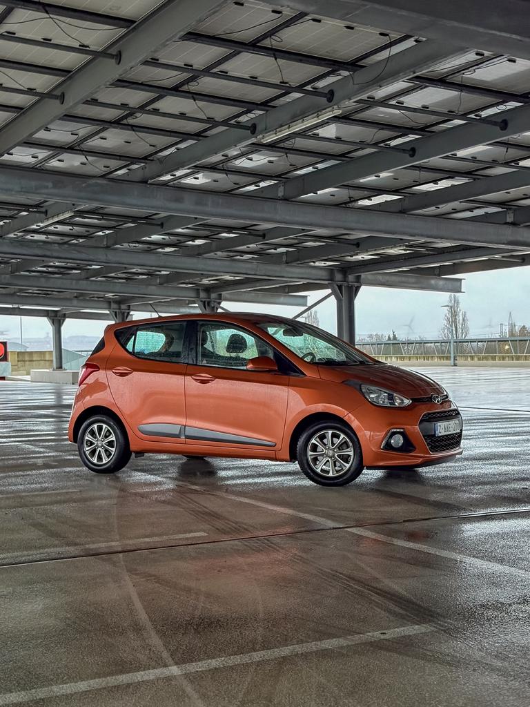 hyundai i10 36000km!!!, Autos, Hyundai, Achat, Entreprise, Boîte manuelle, Autres couleurs