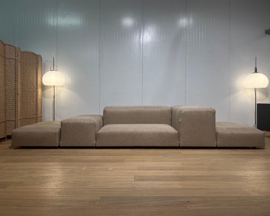 NIEUW Gestoffeerde Living Divani Extra Wall Modulair, Huis en Inrichting, Ophalen of Verzenden, Rechte bank, Stof, Design Bank Bankstel Zetel Modulair Living Divani