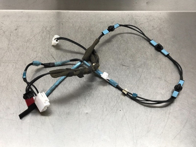CABLE Toyota Avensis Wagon (T27) (01-2008/10-2018), Utilisé, Toyota