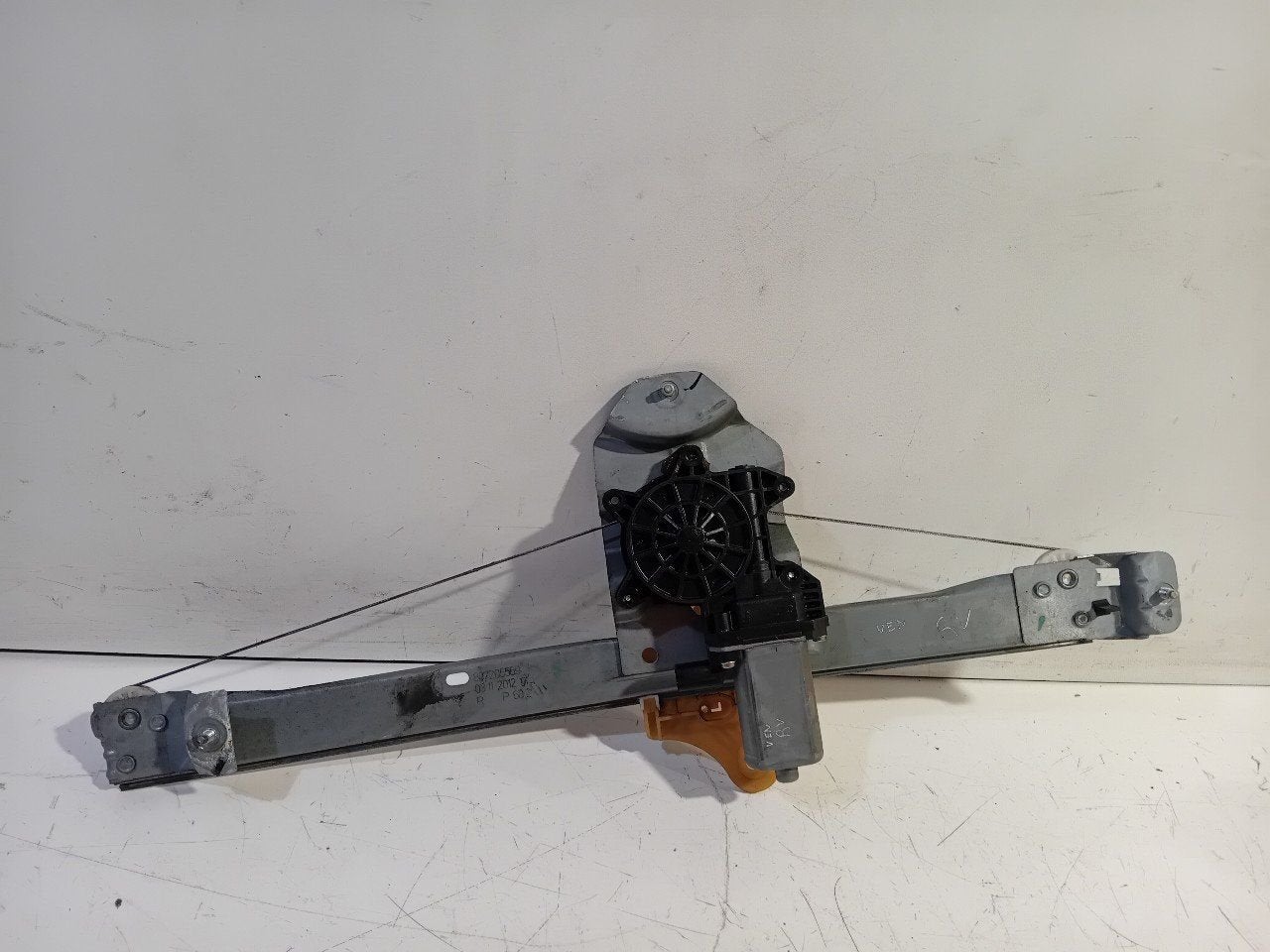 Raammechaniek elektrisch rechts voor Renault Clio, Onderdelen@venauto.nl, Van der Ven Autorecycling B.V., Ettenseweg 76, 4706 PB Roosendaal, The Netherlands