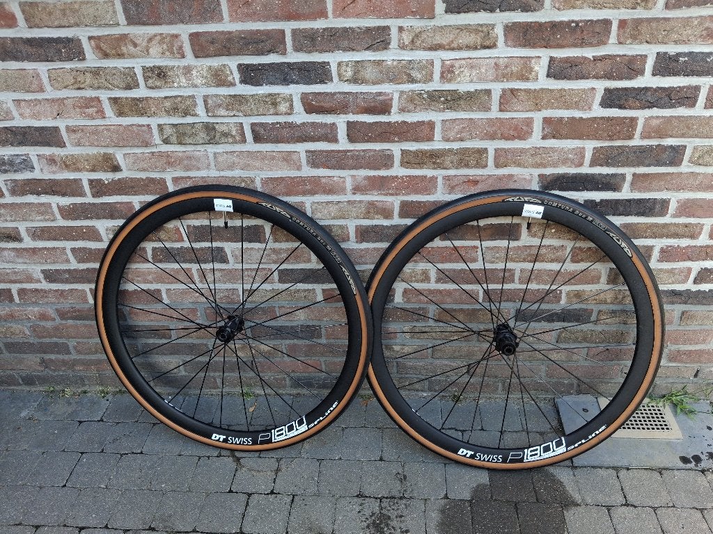 Dt swiss P1800 spline wielen, Enlèvement ou Envoi, Comme neuf, Roue