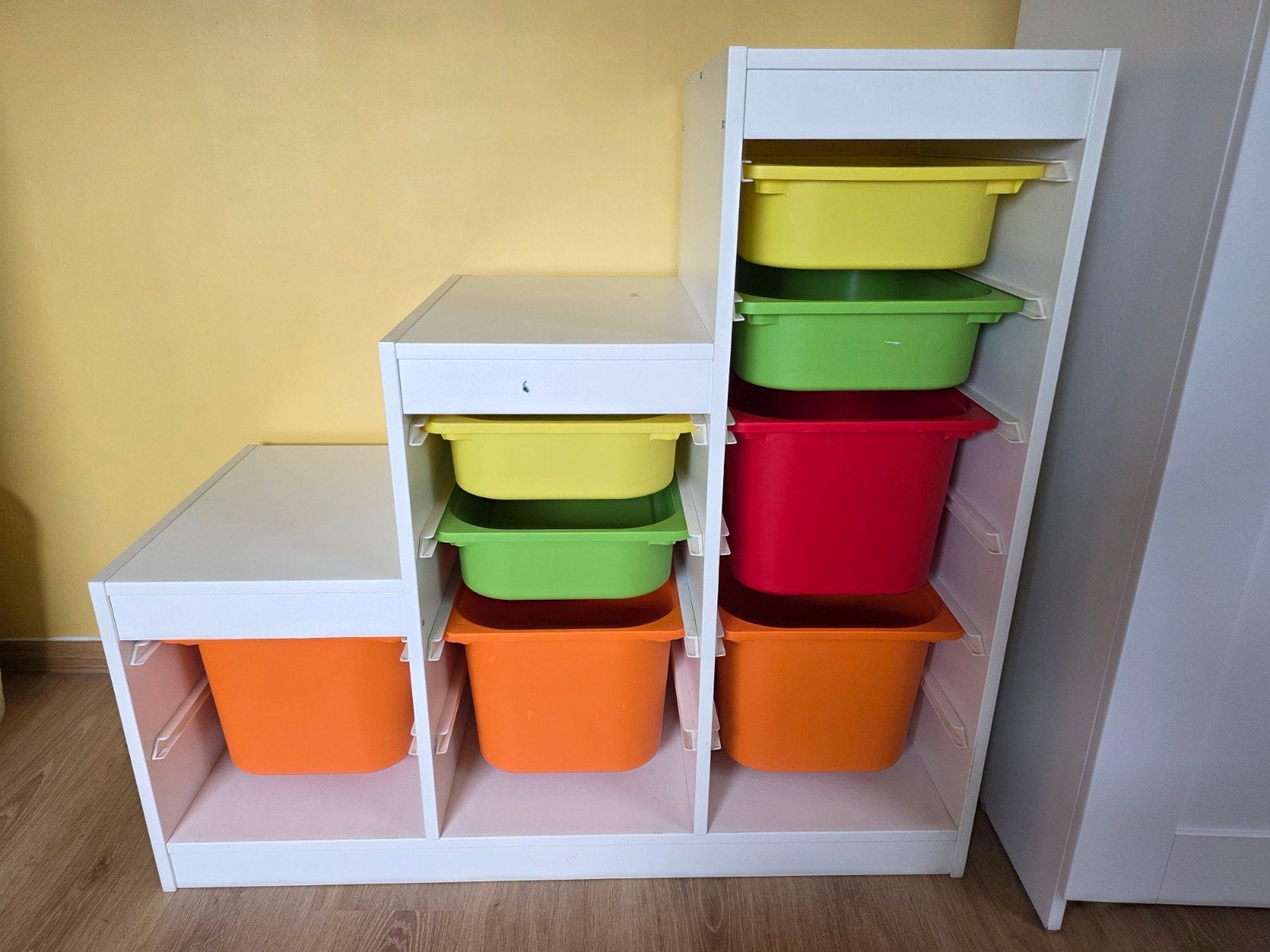 IKEA TROFAST trappen kast met opbergbakken, Kinderen en Baby's, Kinderkamer | Commodes en Kasten, Ophalen, Gebruikt, Kast