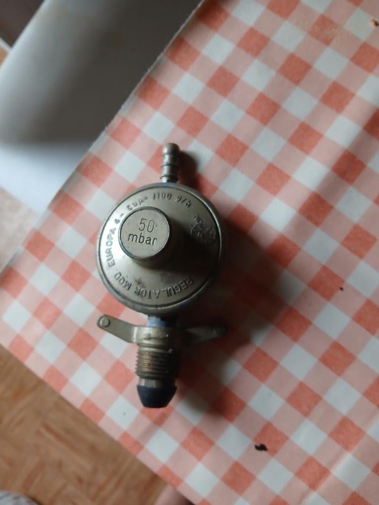Gasdrukregelaar, Ophalen