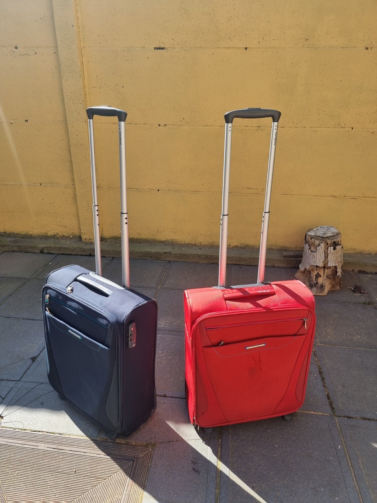 Rolkoffers Samsonite handbagage, Ophalen
