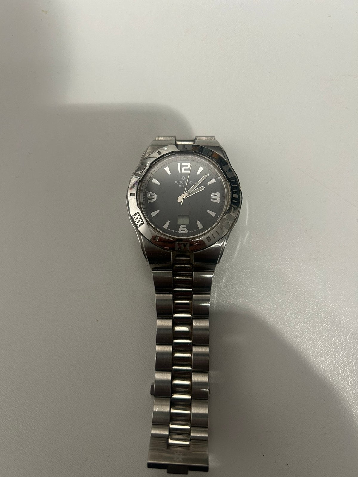 Horloge Junghans Mega, Handtassen en Accessoires, Horloges | Heren, Ophalen, Zo goed als nieuw