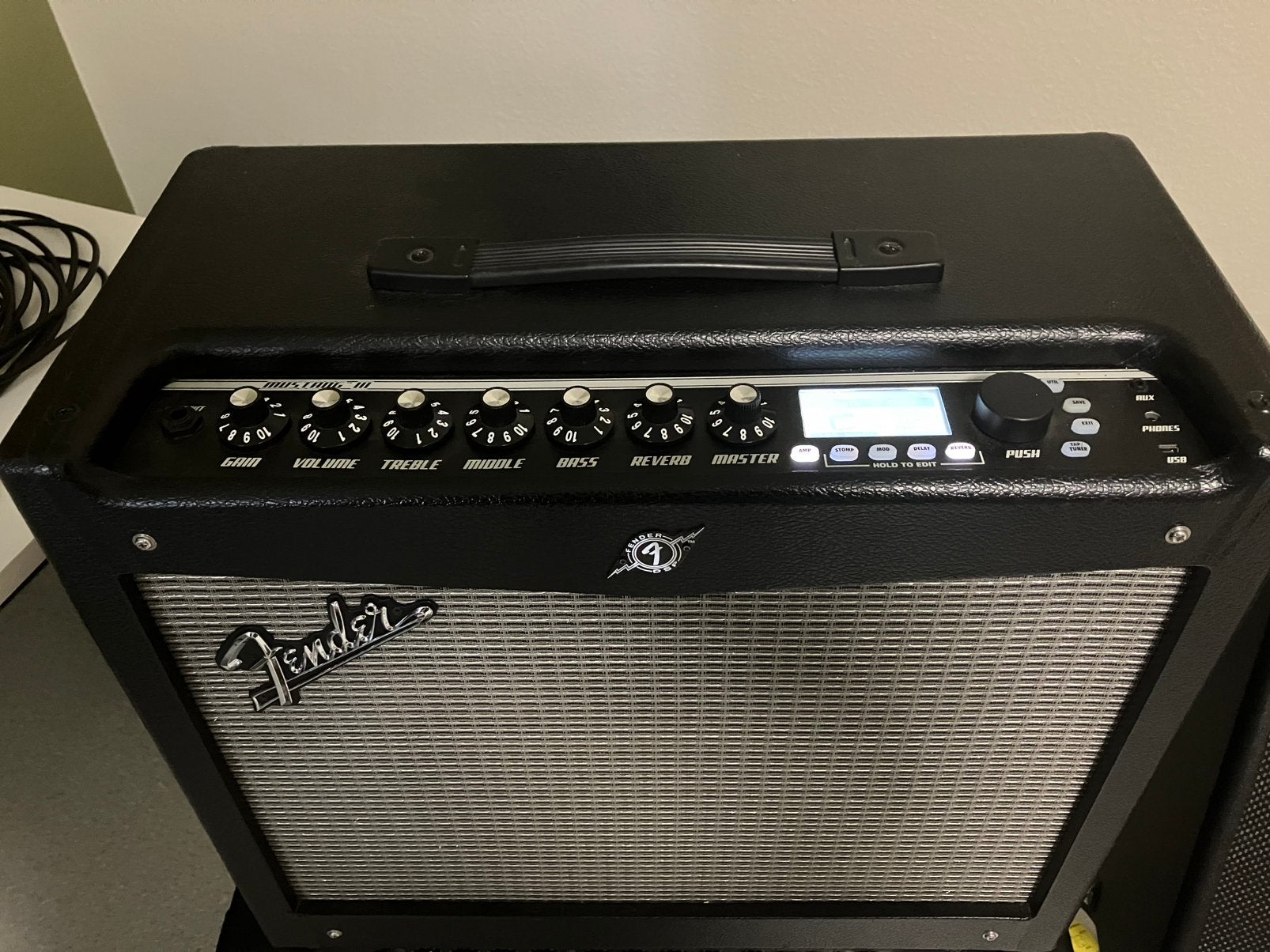 Fender Mustang III V2, Enlèvement, Utilisé