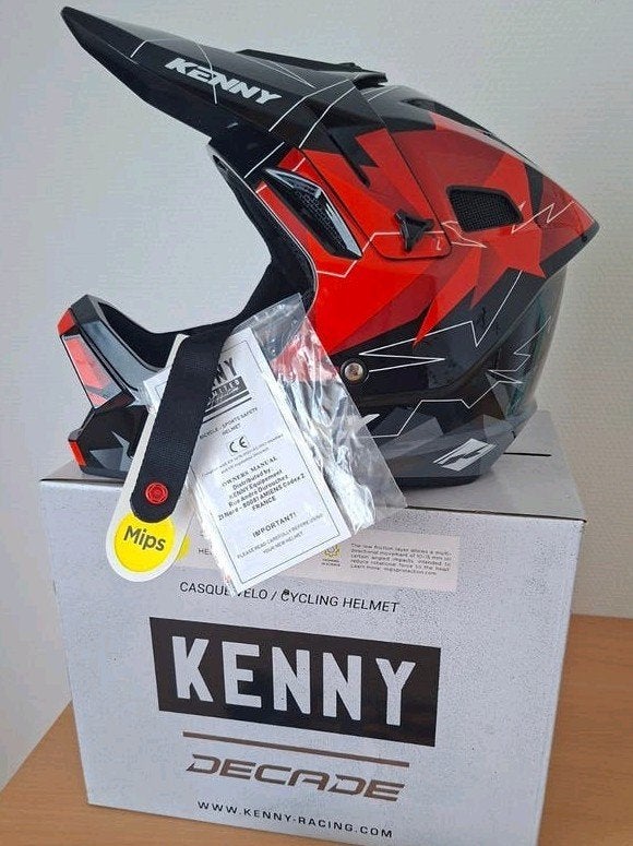 Kenny decade mips  bmx helm Fly racing bmx broek, Ophalen