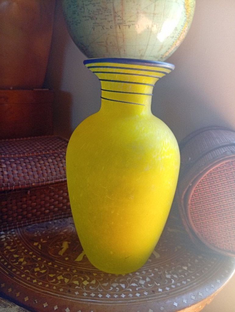 Vase verre marmoréen jaune et bleu cobalt, Antiquités & Art, Enlèvement