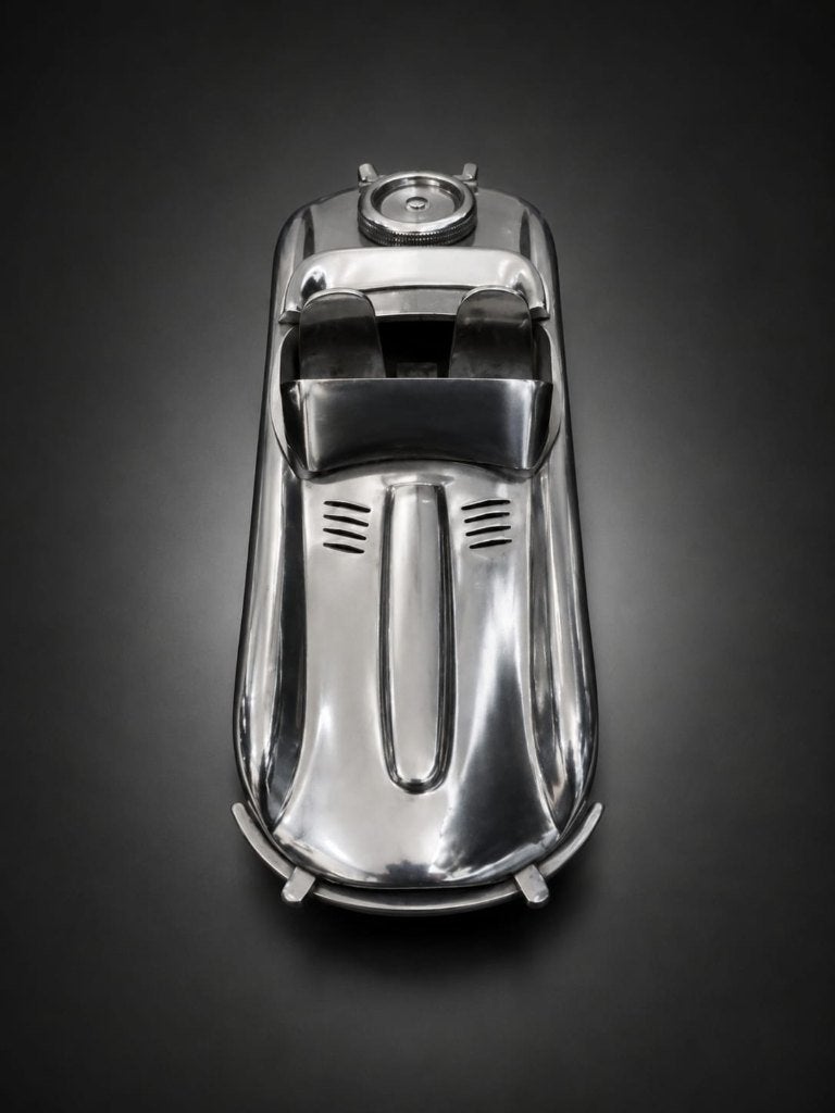 Jaguar type E en aluminium coulé poli., Enlèvement
