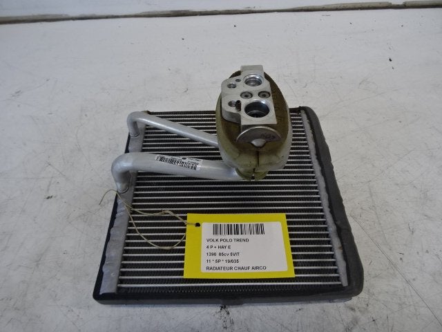 RADIATEUR CLIMATISATION Volkswagen Polo V (6R), Autos : Pièces & Accessoires, Utilisé, Volkswagen