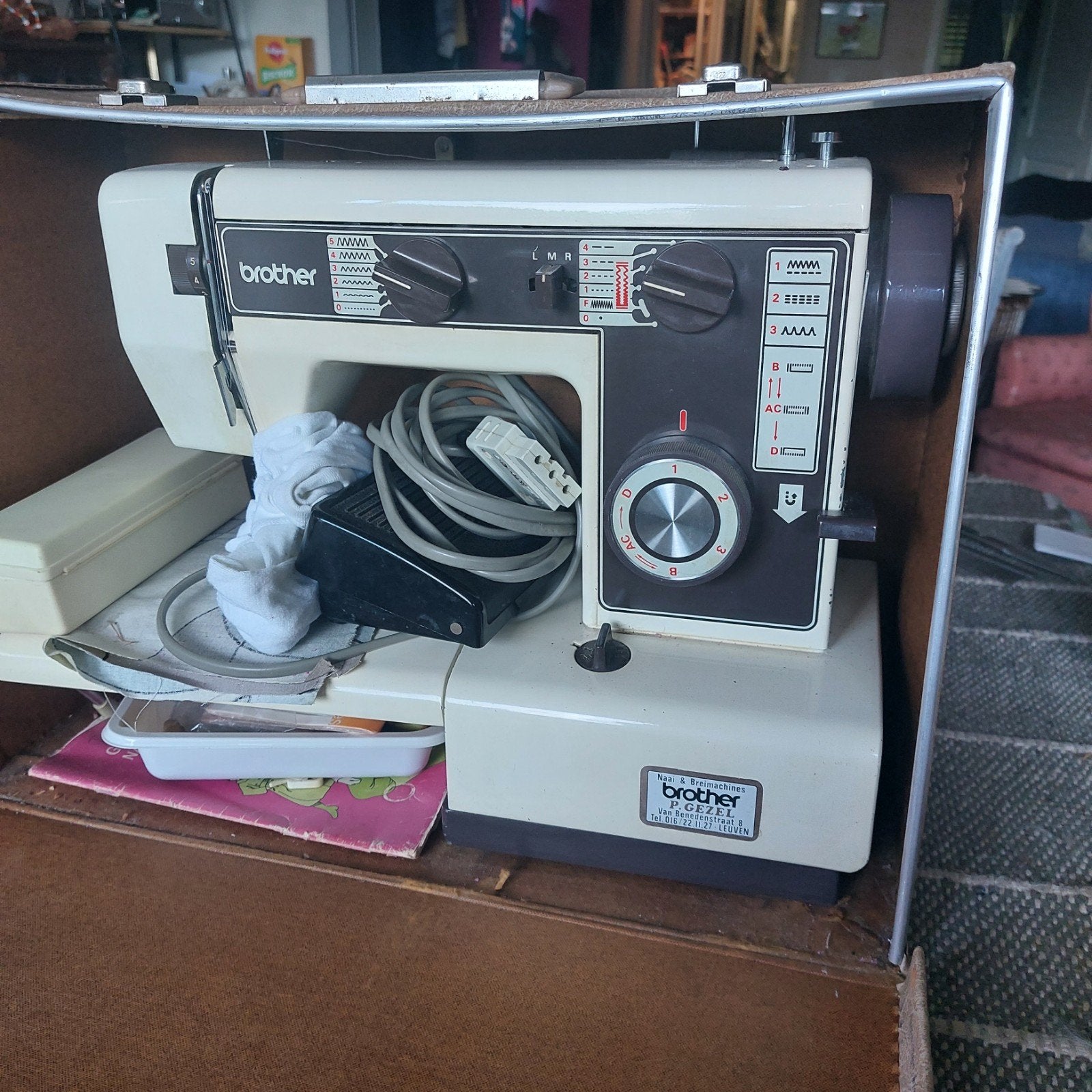 naaimachine brother, Ophalen, Naaimachine, Brother