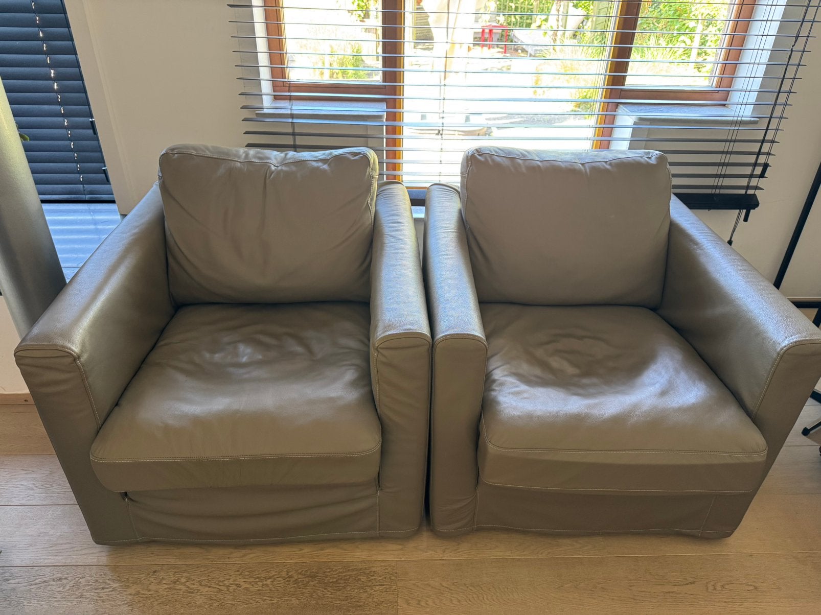2 sièges en cuir, Enlèvement, Comme neuf, Cuir