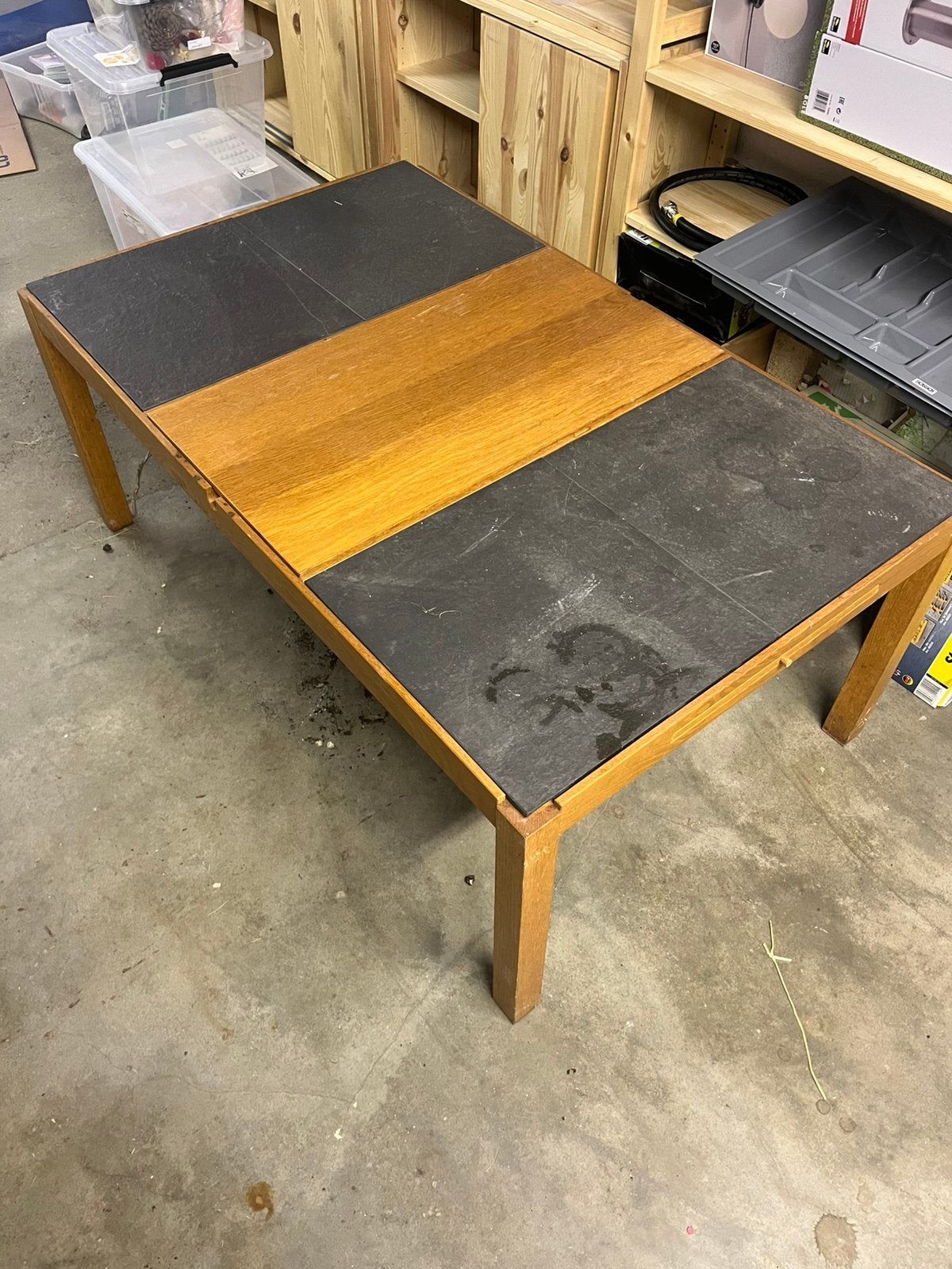 Salontafel met opbergvak, Ophalen