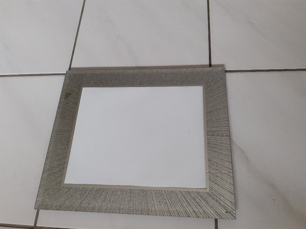 Fotolijst 19 x 24 cm, rand zilverkleurig met glitterstrepen, Ophalen of Verzenden, Gebruikt