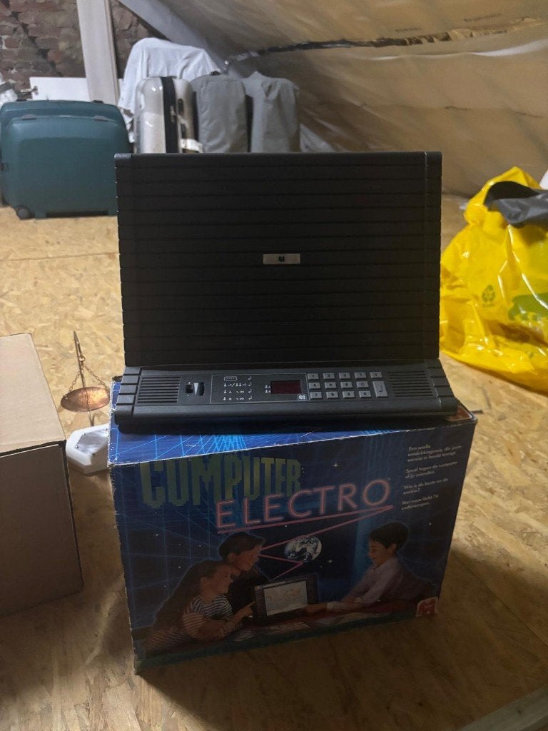 Electro computer, Enlèvement, Utilisé