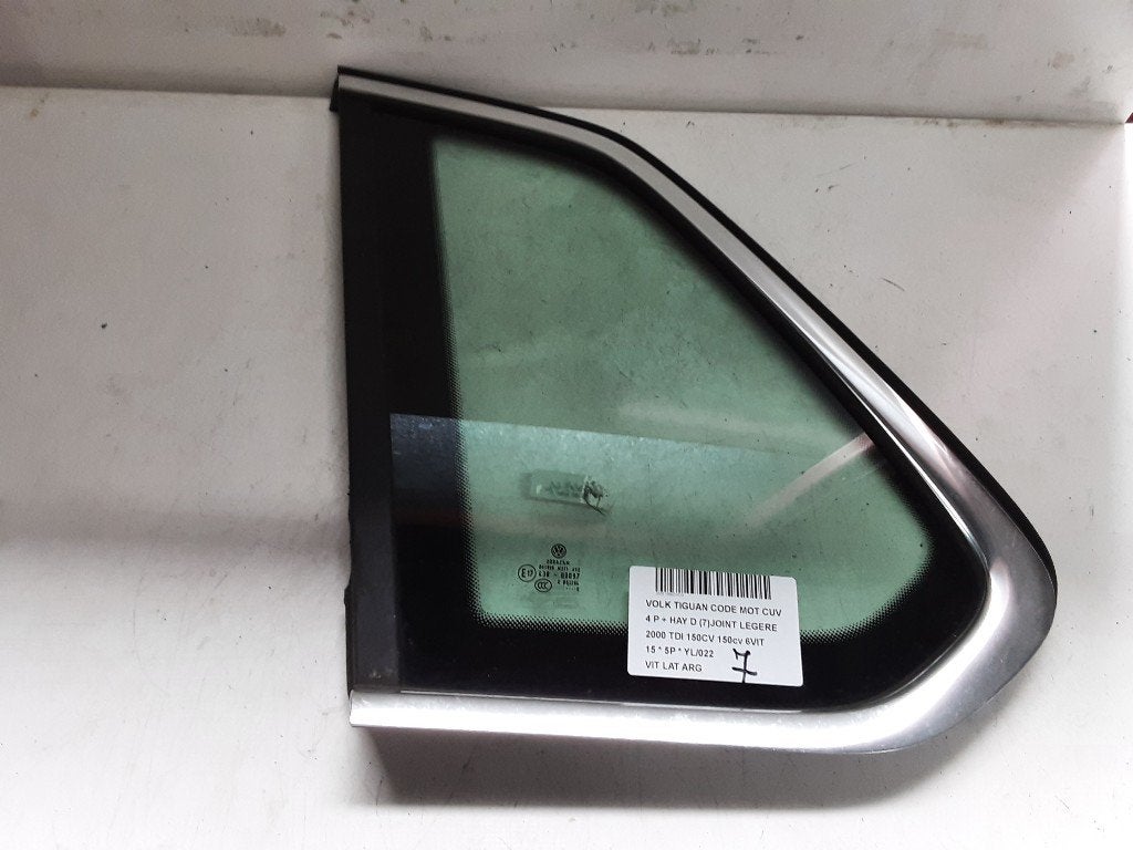 VITRE LATERALE ARRIÈRE GAUCHE Tiguan (5N1 / 2) (5NA845041), Volkswagen, Volkswagen AG, Utilisé, Kundenbetreuung@volkswagen.de