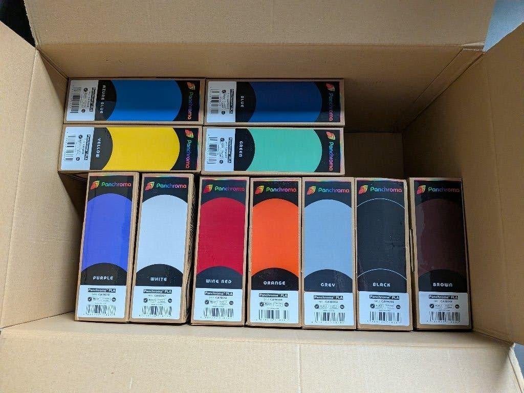 Ongeopend polymaker filament - 11kg PLA + 1kg PA612-CF15, Computers en Software, 3D-printerbenodigheden, Ophalen of Verzenden