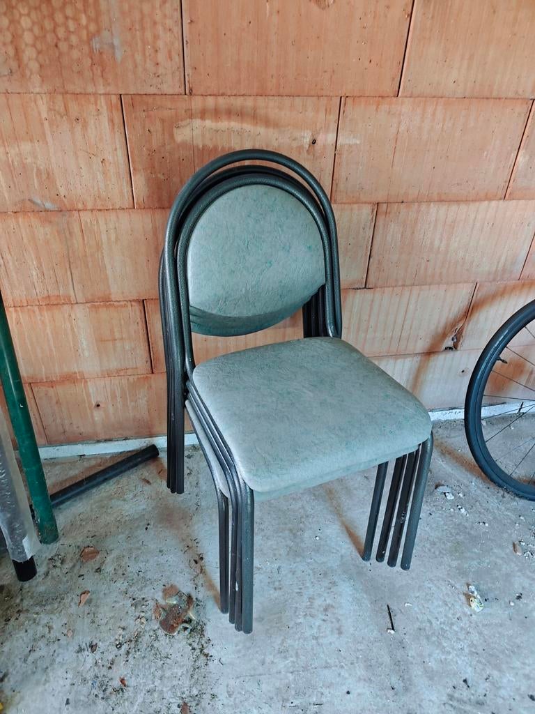 4 Keukenstoelen, Tuin en Terras, Ophalen