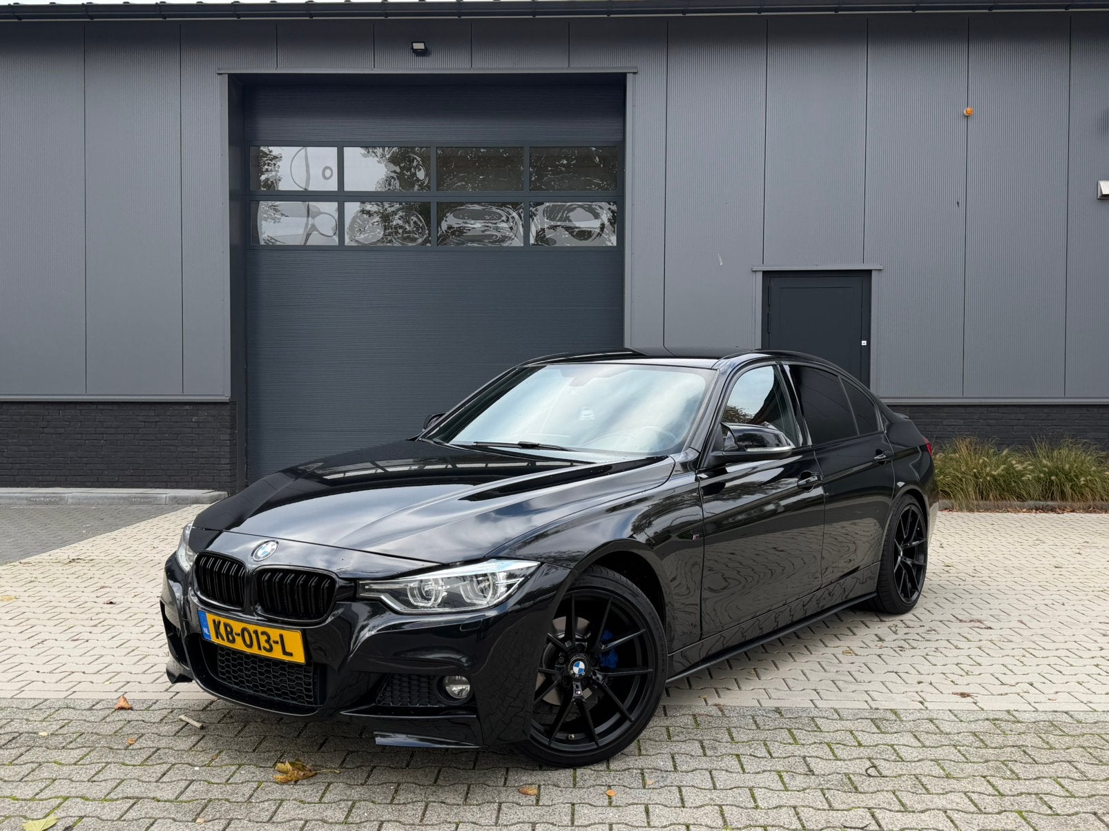 Bmw 320D-M-Sport/2016/Recaro/ Memory/stoelverwarming, Auto's, Automaat, Euro 6, Adaptive Cruise Control, Zwart