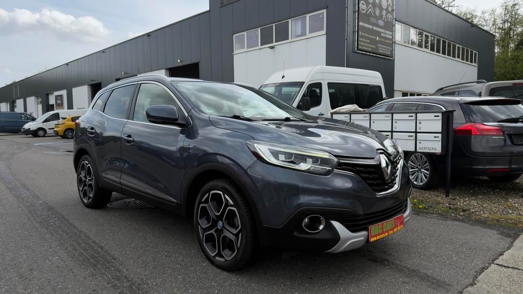 Caméra LED Renault Kadjar 1.2 Tce S-Edition Navi 1st EIG, Autos, Renault, 1197 cm³, Achat, https://public.car-pass.be/vhr/d235e8dc-06fc-47e5-9dfe-1b44b77fc30e
