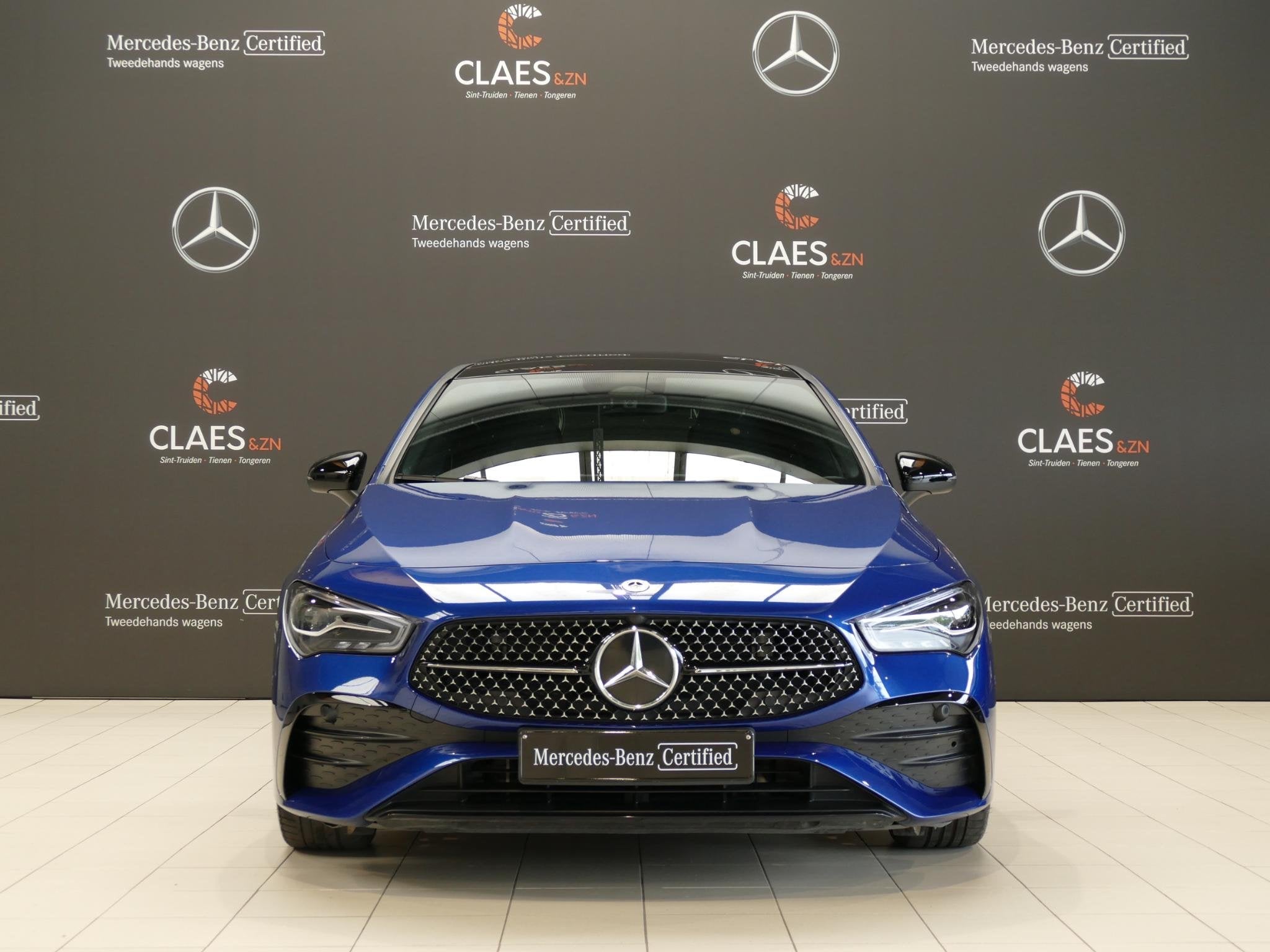 Mercedes-Benz CLA-klasse 180 AMG Line - DOS 194, Auto's, Stof, Gebruikt, 4 cilinders, Bedrijf