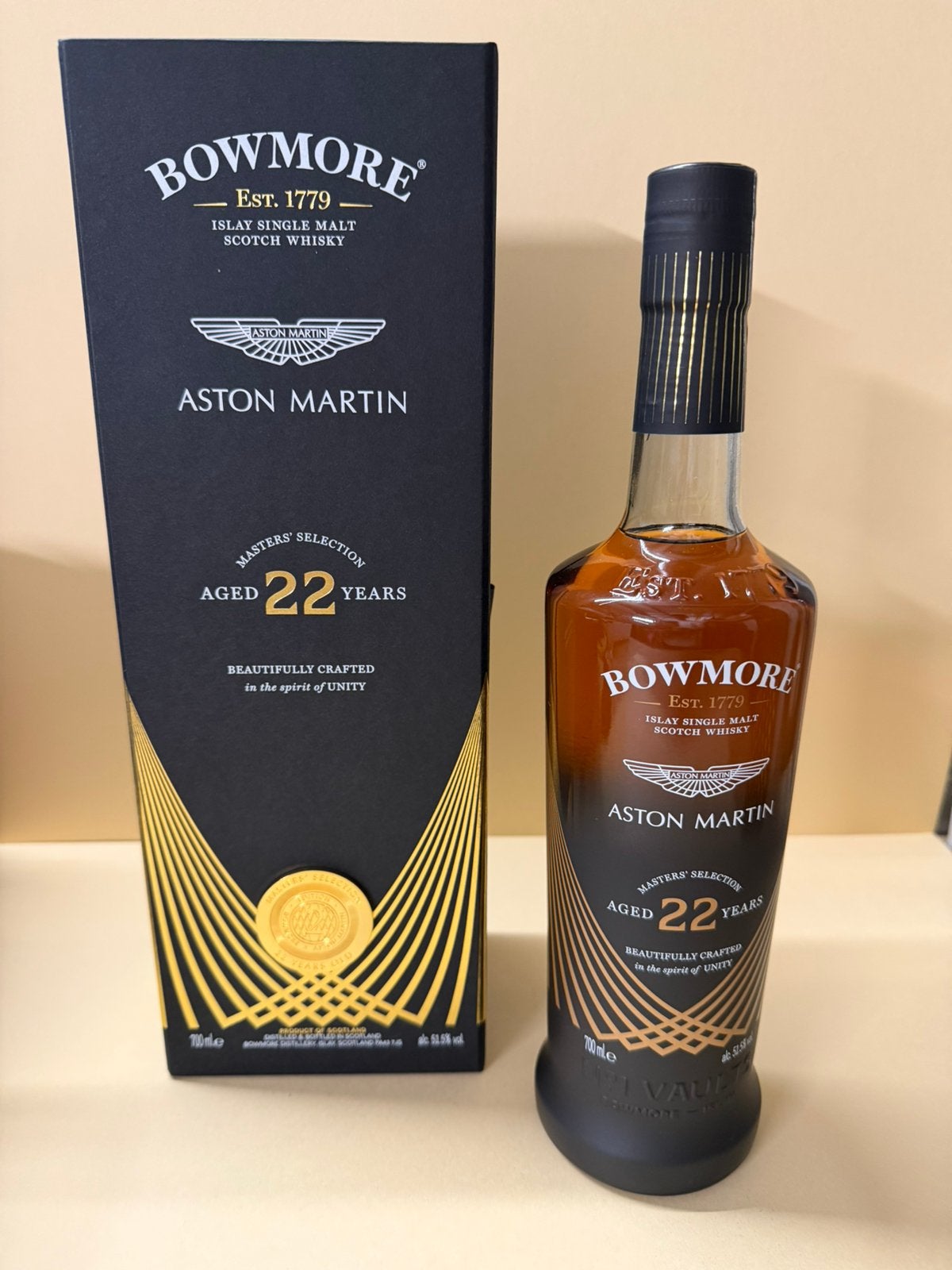 Bowmore Aston Martin 22Yo, Verzamelen, Ophalen, Zo goed als nieuw