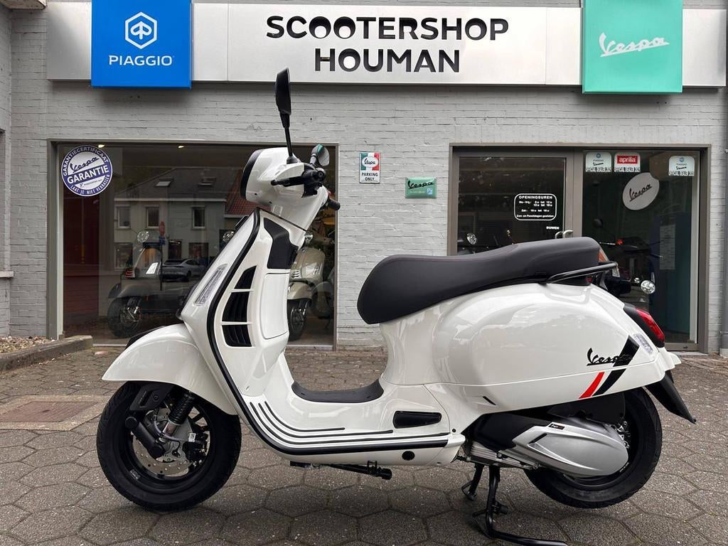 Vespa GTS 310 cc Super Sport Bianco Innocente (nr.26), Scooter, Bedrijf, 310 cc, 12 t/m 35 kW