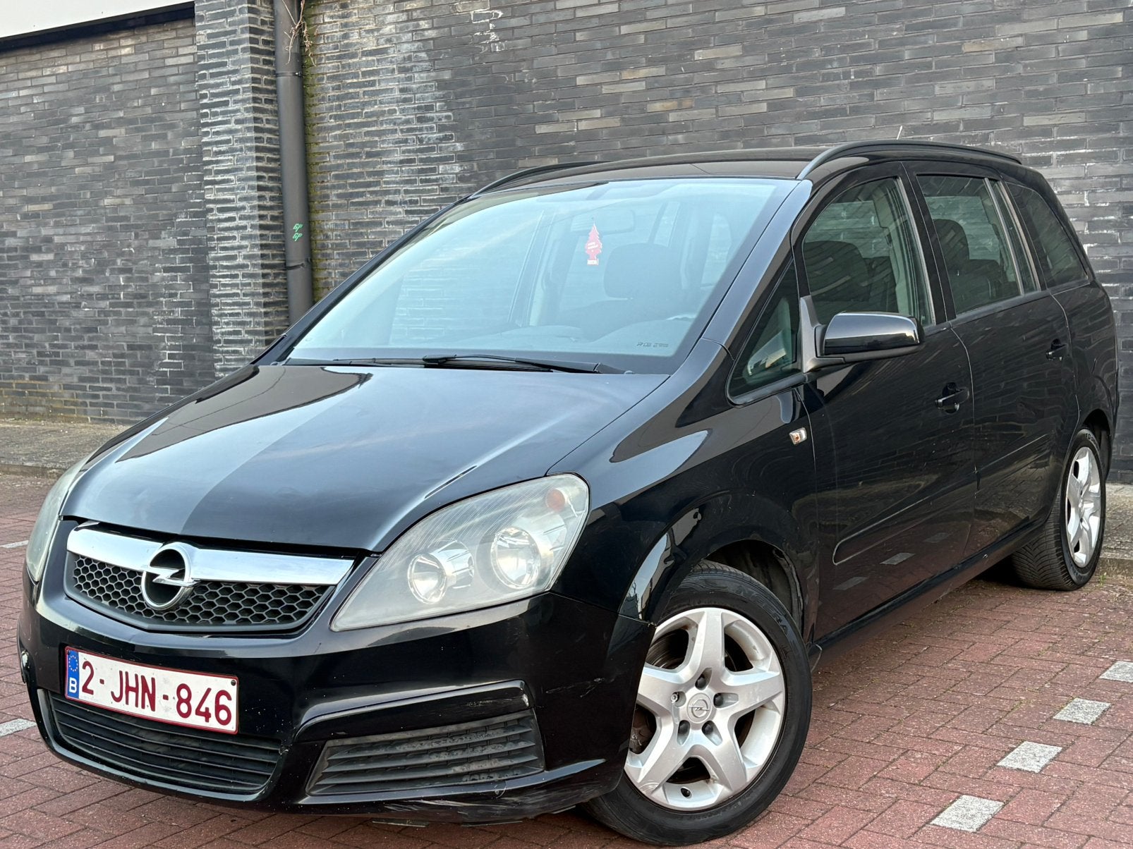 OPEL ZAFIRA 1.9CDTI 7PLACE, Auto's, Opel, Voorwielaandrijving, Zwart, 4 cilinders, 5 deurs