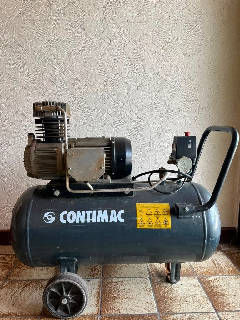 Contimac Compressor, Bricolage & Construction, Compresseurs, Enlèvement, Utilisé, 6 à 10 bars