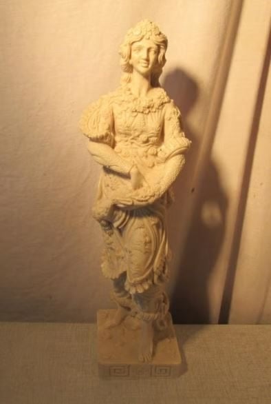 Mooi Vrouwelijk Beeld - 41cm, Statue, Enlèvement ou Envoi, Pierre ou céramique, Femme